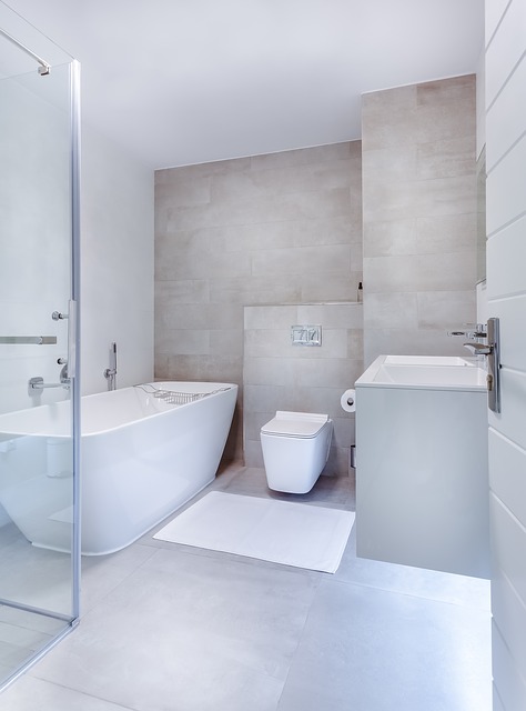 Łazienka idealna – jak zabrać się za jej remont? Kabiny prysznicowe, meble łazienkowe –  wyposażenie łazienki Warszawa